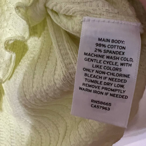 BP Womens Ribbed‎ Knit Top Lettuce Edge Cropped Button Front Yellow Size M - Picture 3 of 8